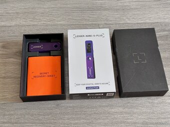 Ledger Nano S Plus peněženka crypto Hardware wallet purple - 2