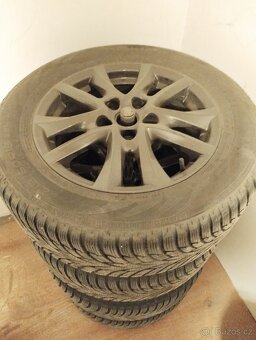 Kola z Mazda cx-3 ,zimní pneu - 2