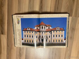 Kniha "České hrady a zámky" - 2