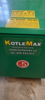 Kotel na uhlí s násypkou - 2