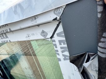 Okna VEKA 82MD trojsklo, pro otvor 150x150cm - 2