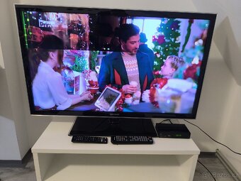 TV Samsung - 2