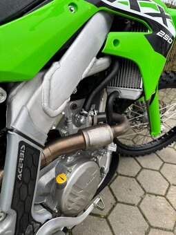 Predám Kawasaki kx250f 2024 57.9mth - 2
