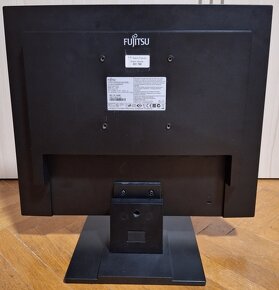 Prodám monitory Fujitsu, 2x MaxData, DELL - 2