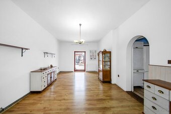 Prodej rodinného domu Bzová - 2