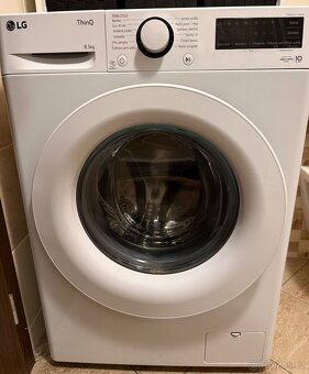 Pračka LG FA2S8V3GY3W - 8,5 kg SLIM - 2