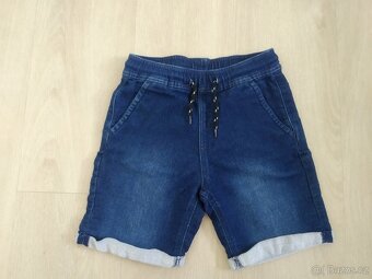 Chlapecké kraťasy vel. 128/134 - 2