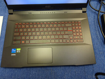 Herní notebook MSI Katana 17,3 8/512GB RTX3050 4GB - 2