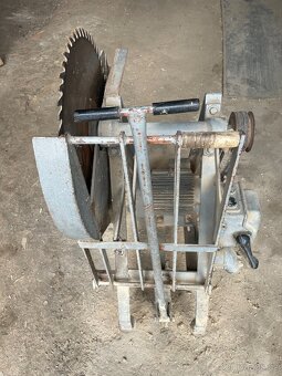 Cirkulárka s kolíbkou - 2