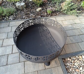 Ocelové přenosné ohniště antický vzor - 2