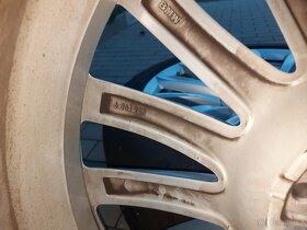 Originál sada BMW disků + zimní pneu Goodyear Ultragrip - 2