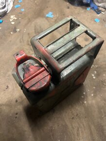 5l kovový kanystr - 2