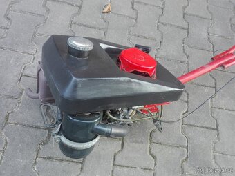 Motor dvoutaktni Jikov -tera vari s řiditky a spojkou, - 2