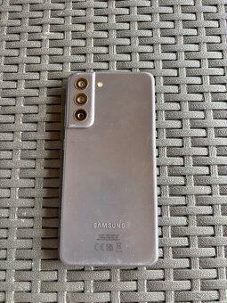 Samsung Galaxy S21 FE 5G - 2