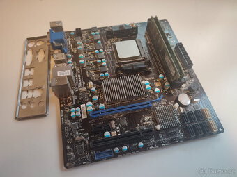 Procesor 4jádrový FX-4300, deska + 4GB RAM - 2