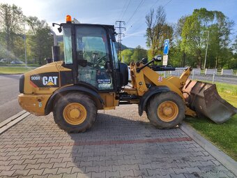 Cat 906 kloubový nakladač - 2