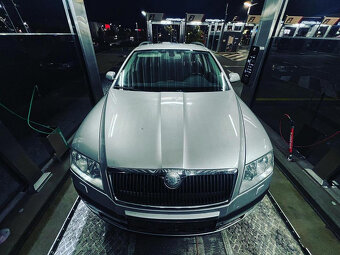 Veškeré náhradní díly Škoda Octavia 2 r.v. 2007 BMM JLU LF7T - 2