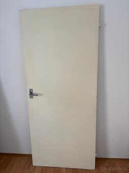 Interiérové dveře plné levé - 2