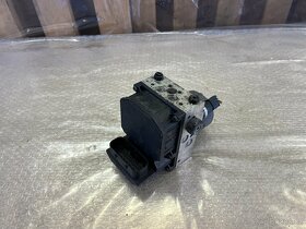 ŘÍDICÍ JEDNOTKA ABS  3U0614517E - 2