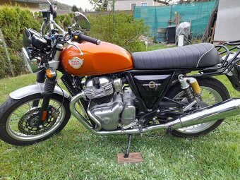 ROYAL ENFIELD INTERCEPTOR 650 - 2