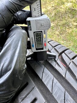 Letni Nové pneumatiky Uniroyal 195/60 R15,dot 22
- 2