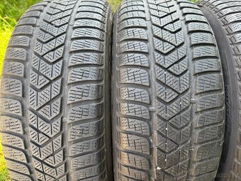 Zimní pneu 225 60 17 Pirelli - 2