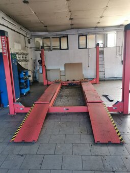 4 sloupový zvedák LAUNCH a geometrie Beissbarth microline 18 - 2