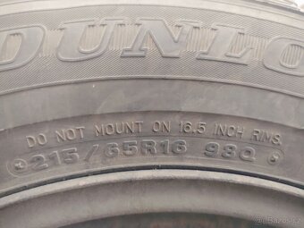 Prodám zimní pneumatiky na diskah 215/65/16/C . - 2