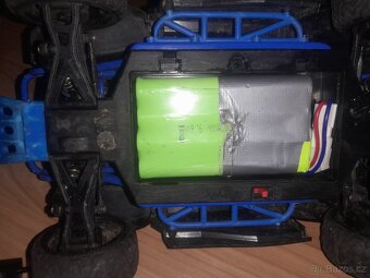 Rc auto 4x4 1/16 - 2