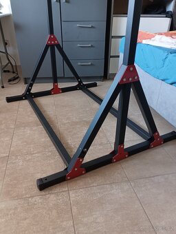 Hrazda na cvičení - 2