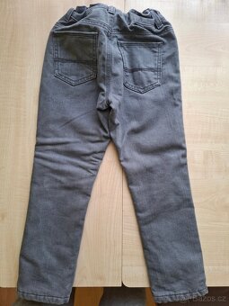 Dětské džíny na zimu velikost 116 (5-6 let) - 2