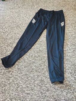 Pánské Sportovní tepláky L - 2