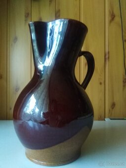 Velký keramický džbán. - 2