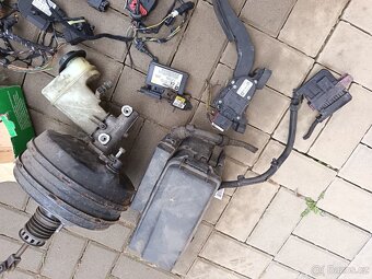 Prodám díly na Opel Vectra c - 2