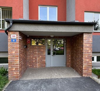 Prostor 18 m2 pronájem - 2