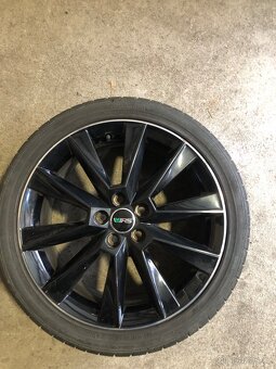 Orig.alu Škoda 5x100 R17 - 2