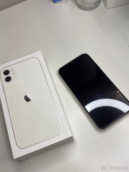 iPhone 11 64gb - 2