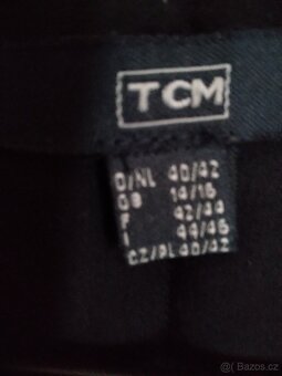 Vesta černá ,vel 40/42 ,značka TCM, 3 x foto - 2