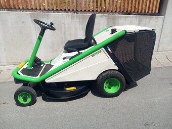 Prodám zahradní traktor Etesia Bahia 14Hp Hydro - 2
