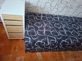 Postel s úložným prostorem - 2