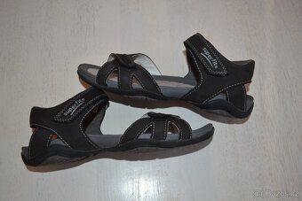 Sandále zn. Superfit vel. 35 - 2