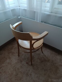 Thonet křesílko - 2