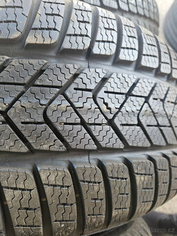245/50R19 105V XL RFT Winter Sottozero 3 PIRELLI - 2