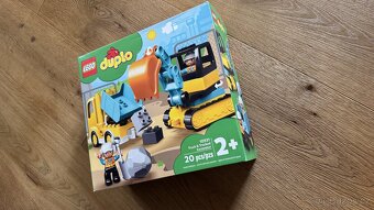 LEGO Duplo 10931 Náklaďák a pásový bagr - 2