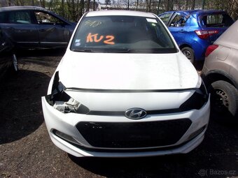 Hyundai i20 1.2i-84 Eddition - 2