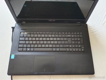Asus 8gb RAM/512gb SSD/17.3" displej/doručení zdarma - 2