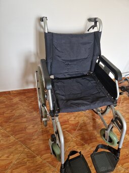 Invalidní vozík - 2