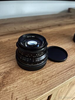 7Artisans 35mm f/1,2 APS-C objektiv (Sony E) - 2