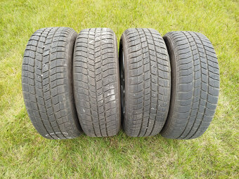 Zimní litá kola 205/60/16 Barum Polaris 3, R. Captur - 2
