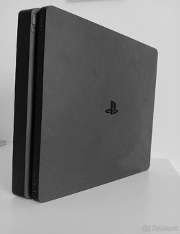 Playstation 4 500GB - 2